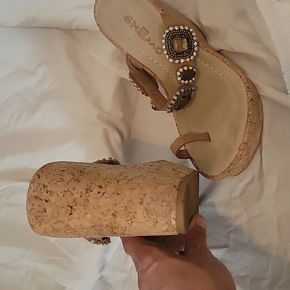 Women's shoes - Picture 3 of 4